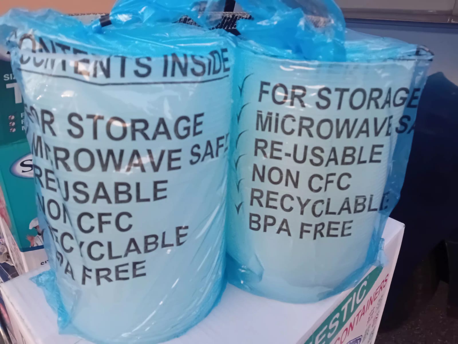 Round container with lids
